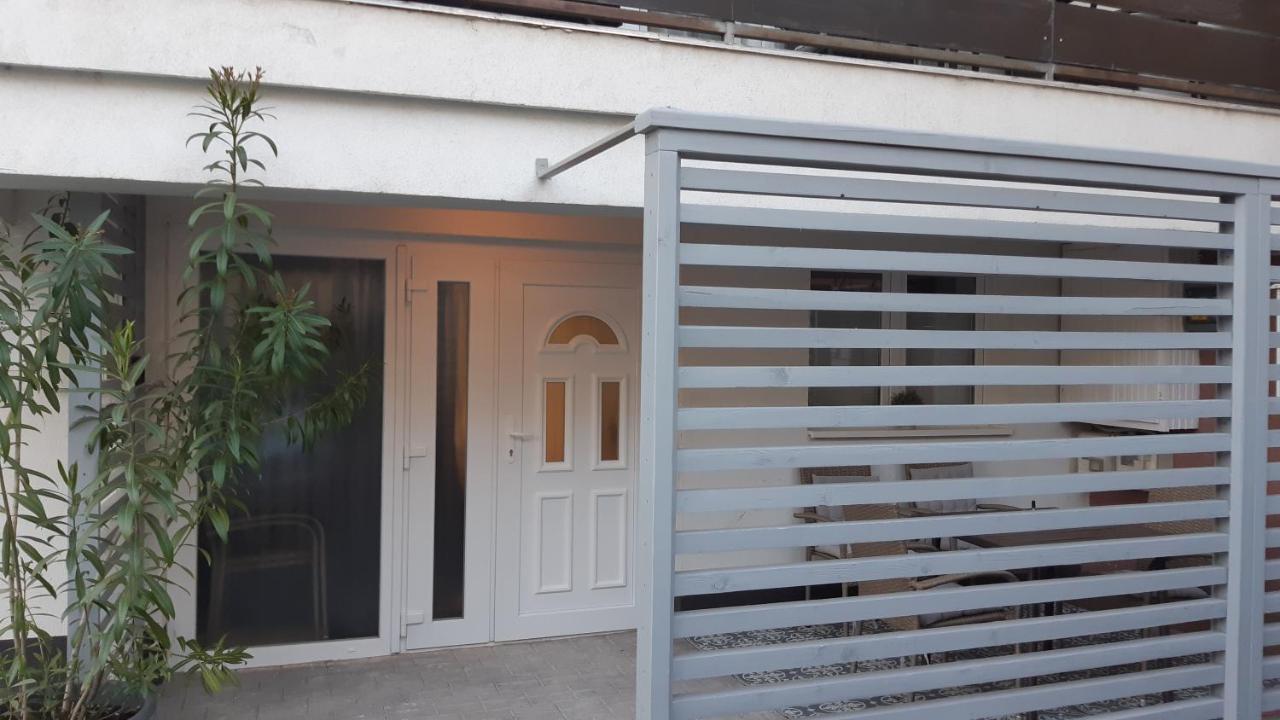 T8 Apartment บาลาตอนฟือเรด ภายนอก รูปภาพ